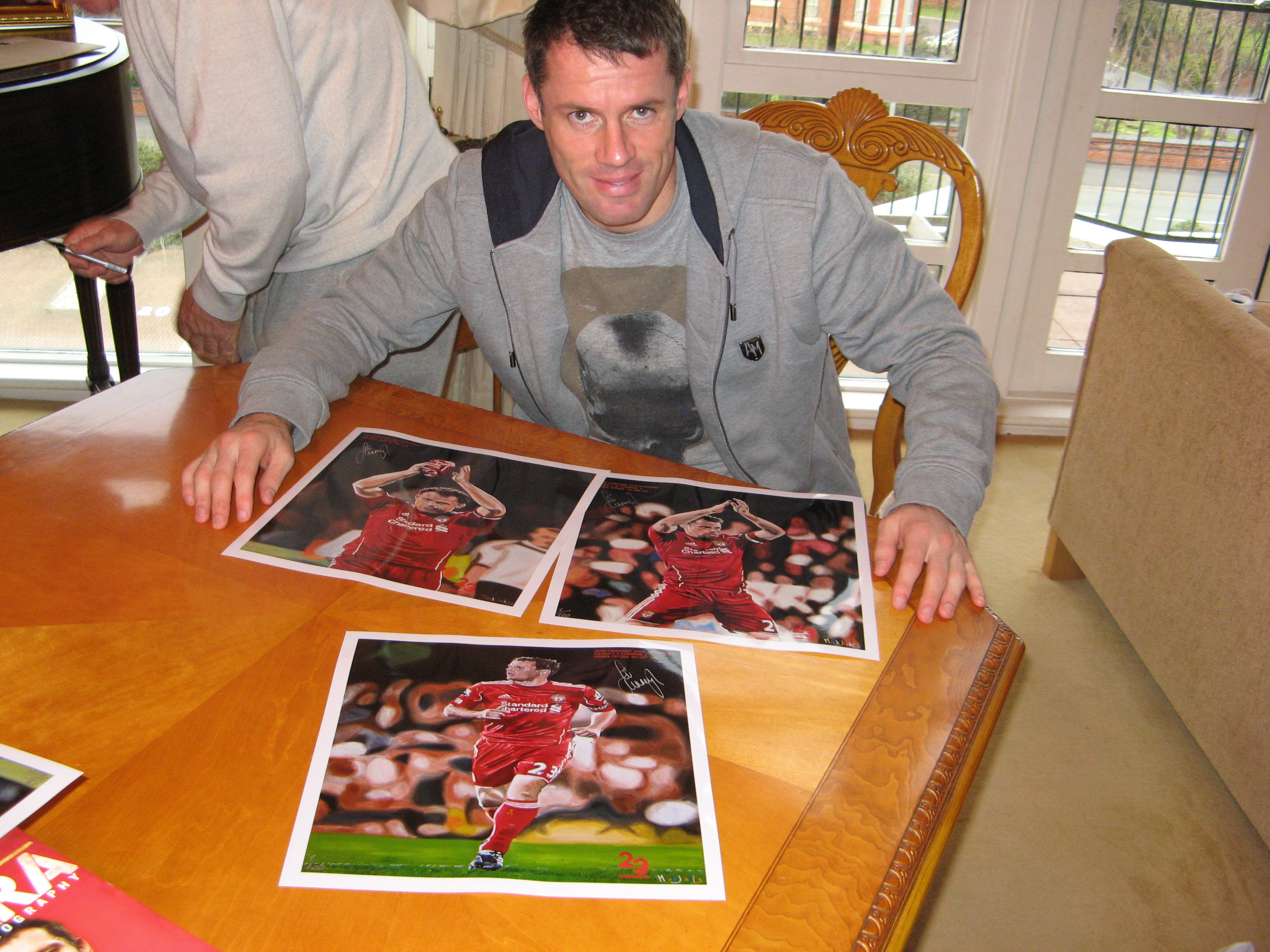 Carra signing pic