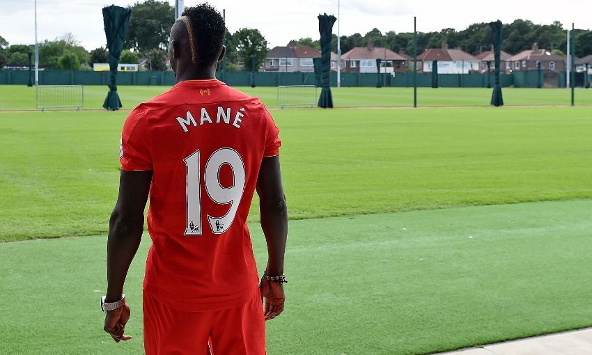 Sadio Mane 19