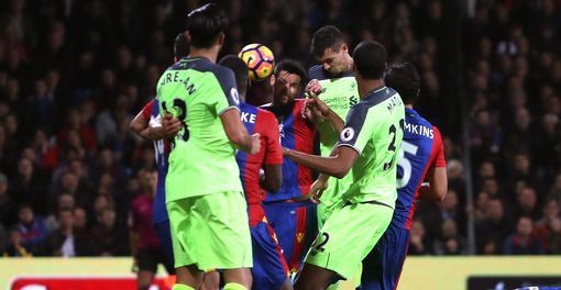 Klopp explains what went wrong with Lovren for Palace opener