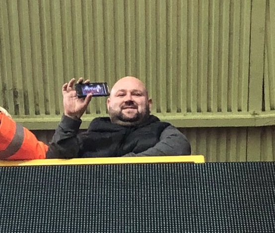 (Photo) Wolves fan trolls City supporters at the Molineux by showing them LFC winning in the UCL