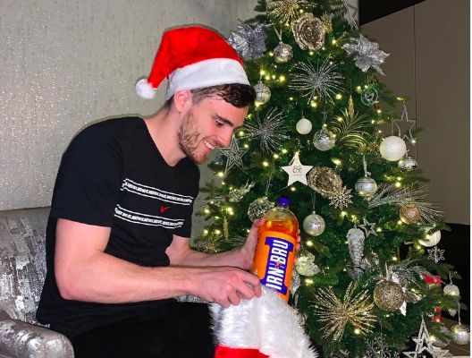 (Image) Andy Robertson’s brilliant Christmas post picked up by IRN BRU