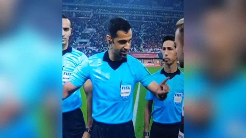 (Video) Bizarre moment ref asks Flamengo captain if he understands English