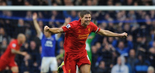 Gerrard opens up on infamous photo of him in Everton kit – admits he had Spurs shirt too