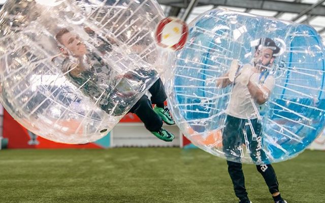 BREAKING: Premier League to resume this April with new bubble-rules implemented; LFC train at Melwood in social-distancing conditions