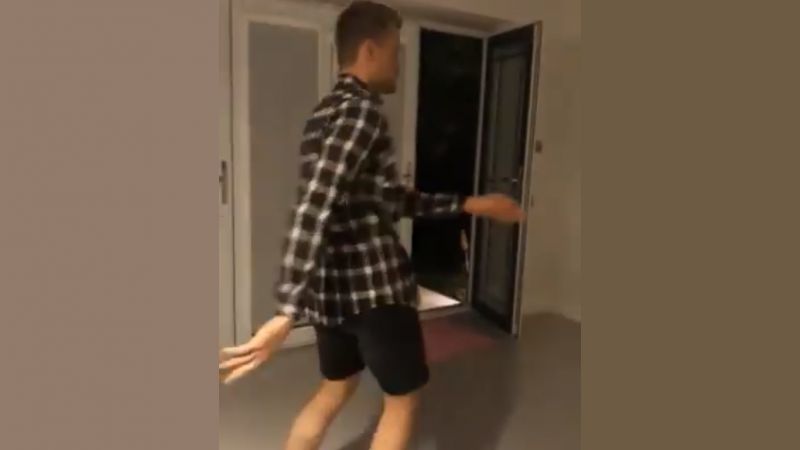 (Video) Simon Mignolet dances at home as title is confirmed