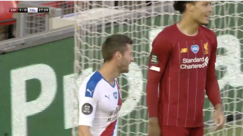 (Video) Van Dijk shared a nice moment with Palace player last night, proving that even his opponents can’t hate him