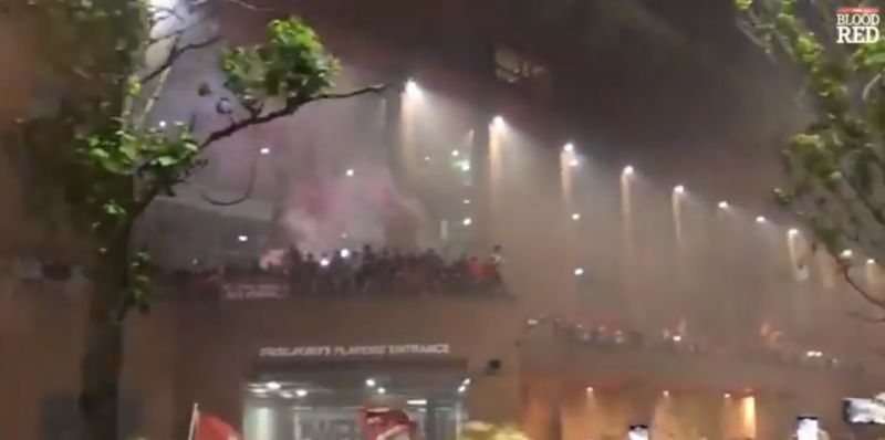 (Video) LFC fans celebrate past midnight outside Anfield after winning PL title