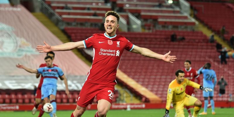 Owen explains one thing that surprised him about Jota as Liverpool star bags hat-trick