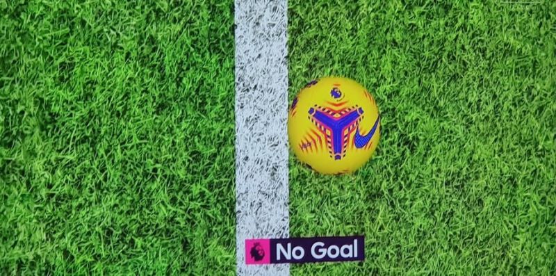 (Image) The ridiculous margin Bobby Firmino was denied a goal by against Leicester City