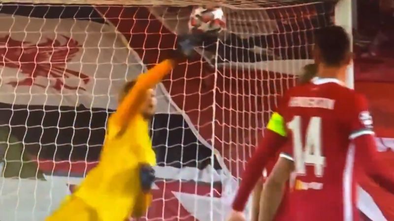 (Video) Kelleher pulls great one-handed save out of the bag to deny Mazraoui