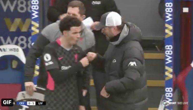 (Video) Curtis Jones’ reaction to Firmino’s 2nd hilarious