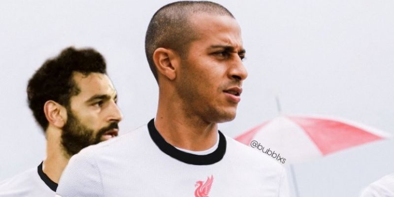 (Image) LFC’s new 2020/21 fourth kit looks better with Thiago & Salah in it