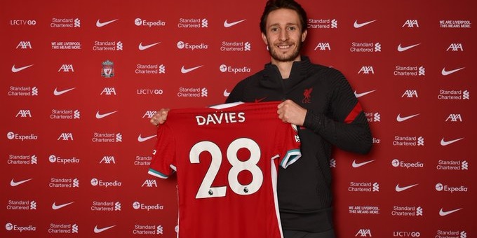 Preston accidentally confirm Ben Davies’ deadline day transfer to Liverpool