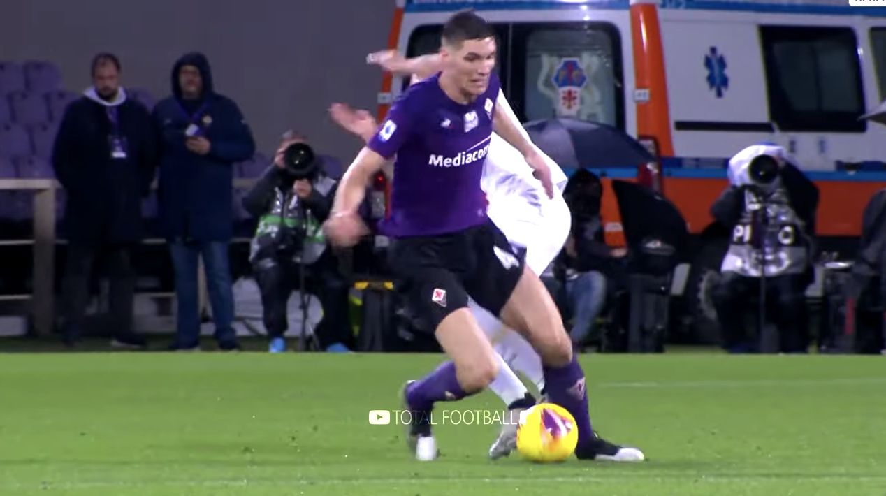 (Video) Milenkovic best bits: The giant CB linked with €50m Liverpool switch