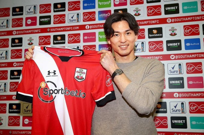Rejected clause suggests Minamino has Liverpool future as Japan star makes deadline day switch