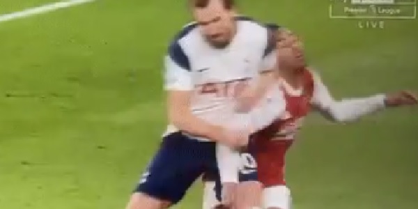 (Video) Harry Kane given ‘privilege’ by refs for snide tactic against Arsenal, say Liverpool fans