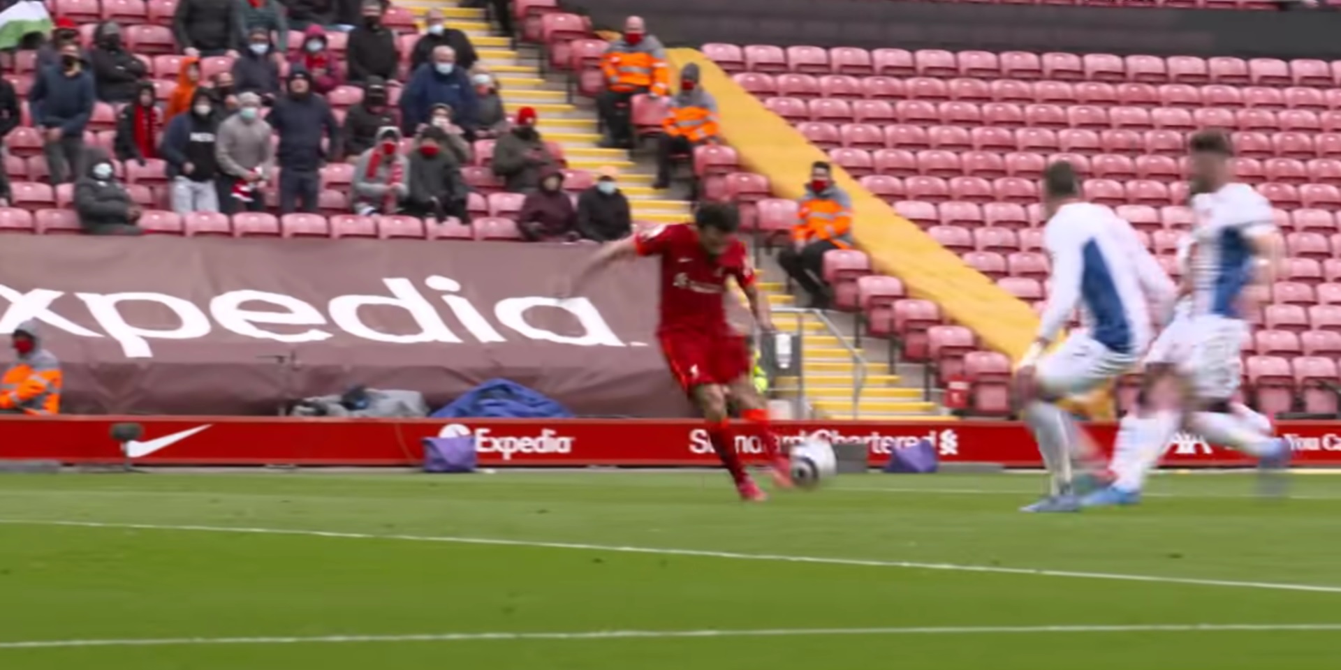 (Video) New angle shows Mo Salah was just inches away from winning Golden Boot