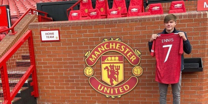 Liverpool starlet Ennis joins United after contract snub