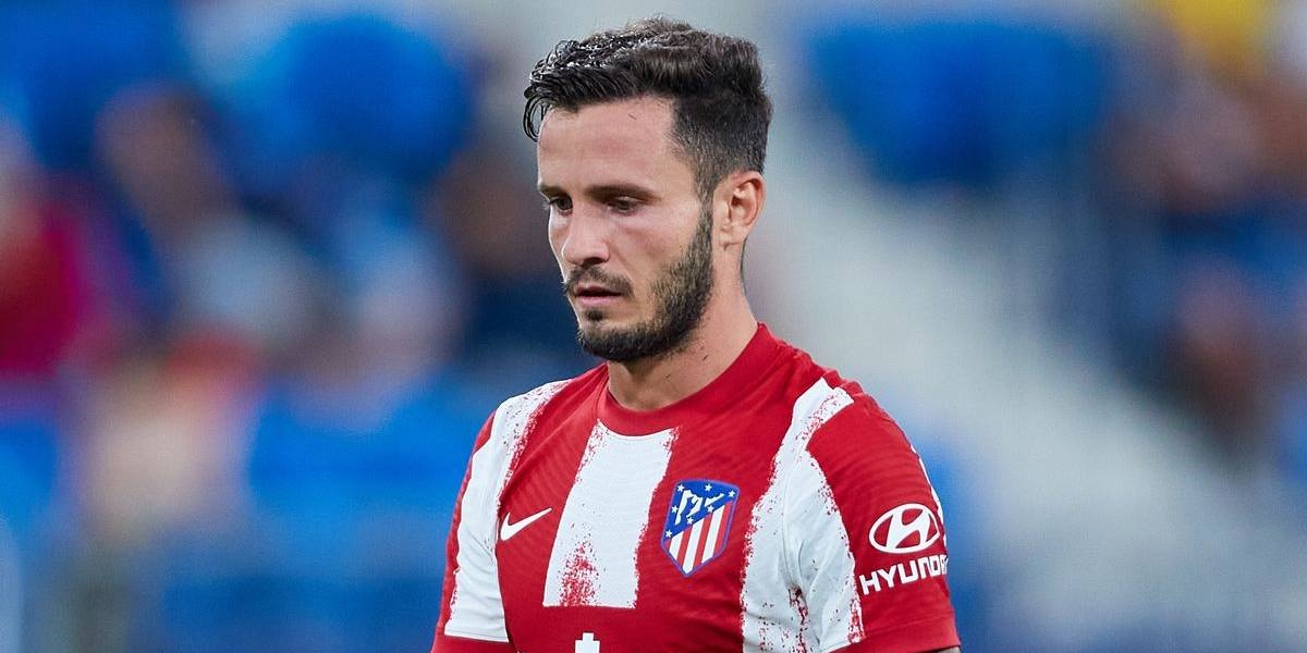 Liverpool set to lose out on closely linked midfield target to rivals Man Utd, claims Spanish report