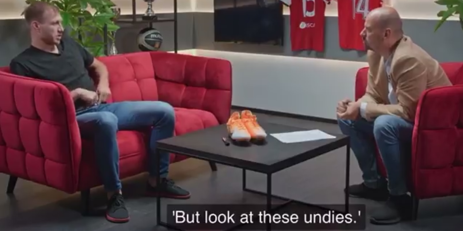 (Video) Former LFC player reveals Klopp wardrobe malfunction ahead of UCL Final