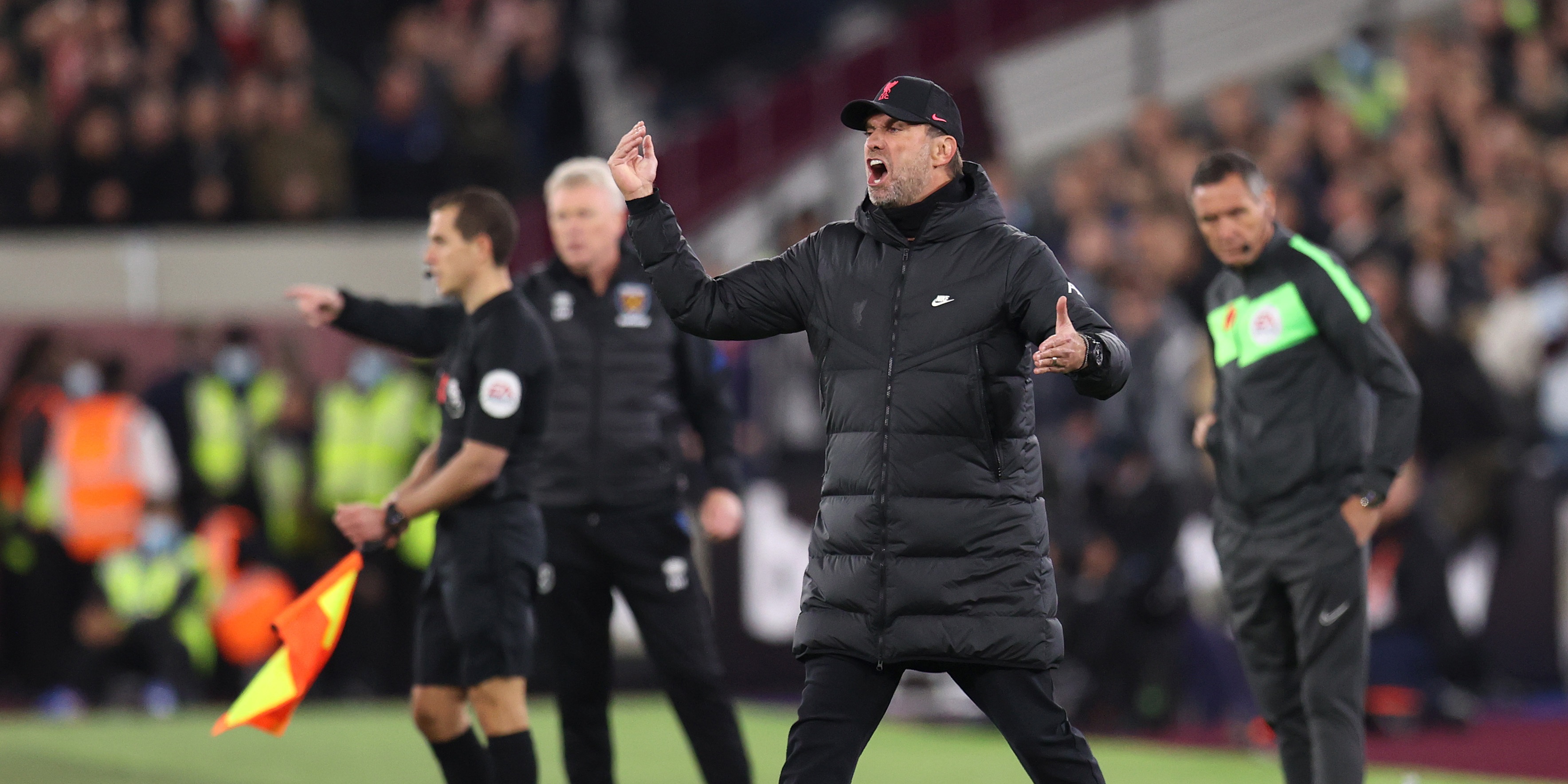 ‘Klopp is right’ – Ex-refereeing chief backs Liverpool boss over contentious call & explains why he once drove to meet Benitez