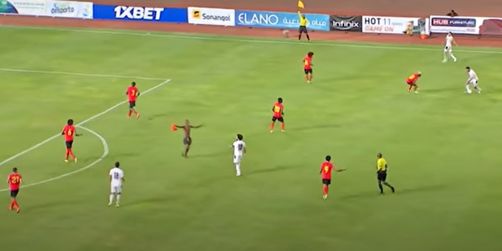 (Video) Mo Salah embraces pitch invader in middle of Egypt’s 2-2 draw with Angola