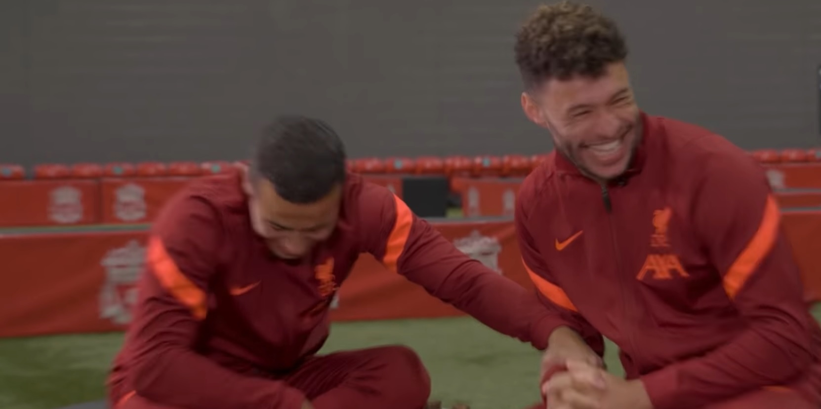 (Video) ‘You’ve disrespected him!’ – Thiago ripped into after blanking on who Little Mix are right next to Oxlade-Chamberlain