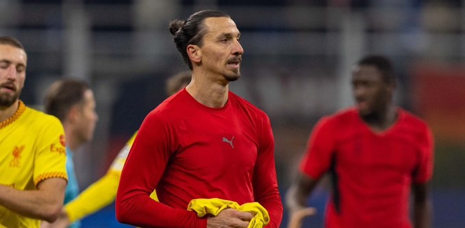 (Photo) Ibrahimovic snapped with Konate’s shirt after being bossed about by Frenchman in Liverpool win