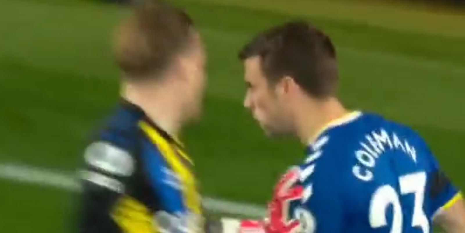 (Video) Seamus Coleman’s furious shouting at Jordan Pickford in early stages of Merseyside Derby humiliation