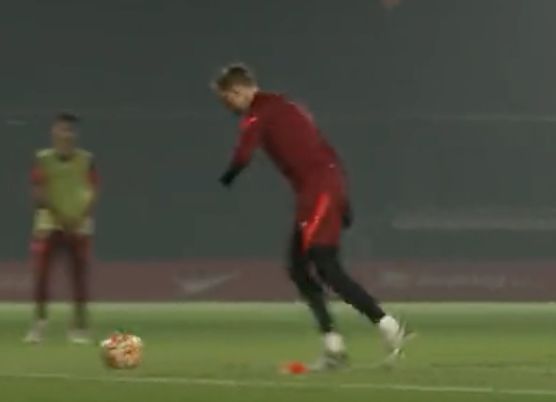 (Video) Watch James Milner marvel at Jordan Henderson as the skipper finds the top bins with ease in Liverpool training