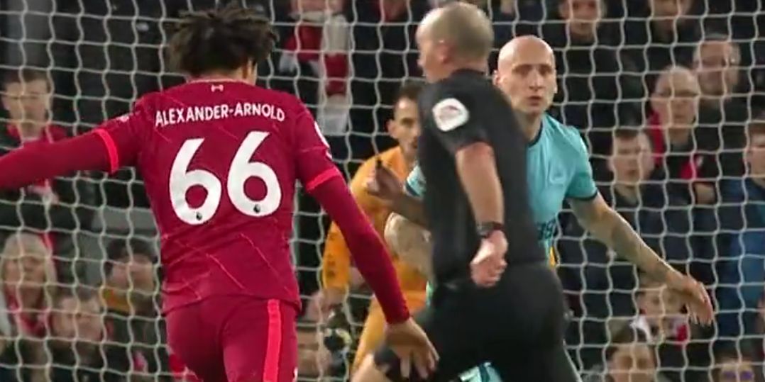 (Video) Watch as Mike Dean narrowly avoids blocking Trent Alexander-Arnold’s rocket and obstructs two Newcastle players
