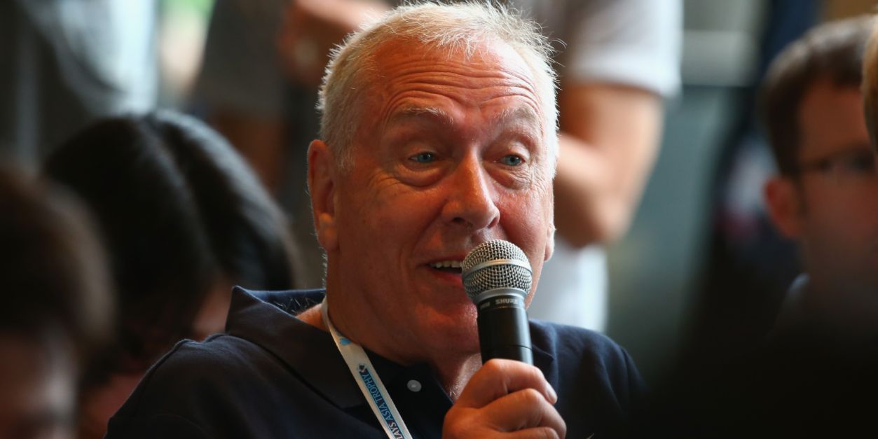 Some supporters react to ‘Manchester United fan’ Martin Tyler’s commentary after Newcastle United game