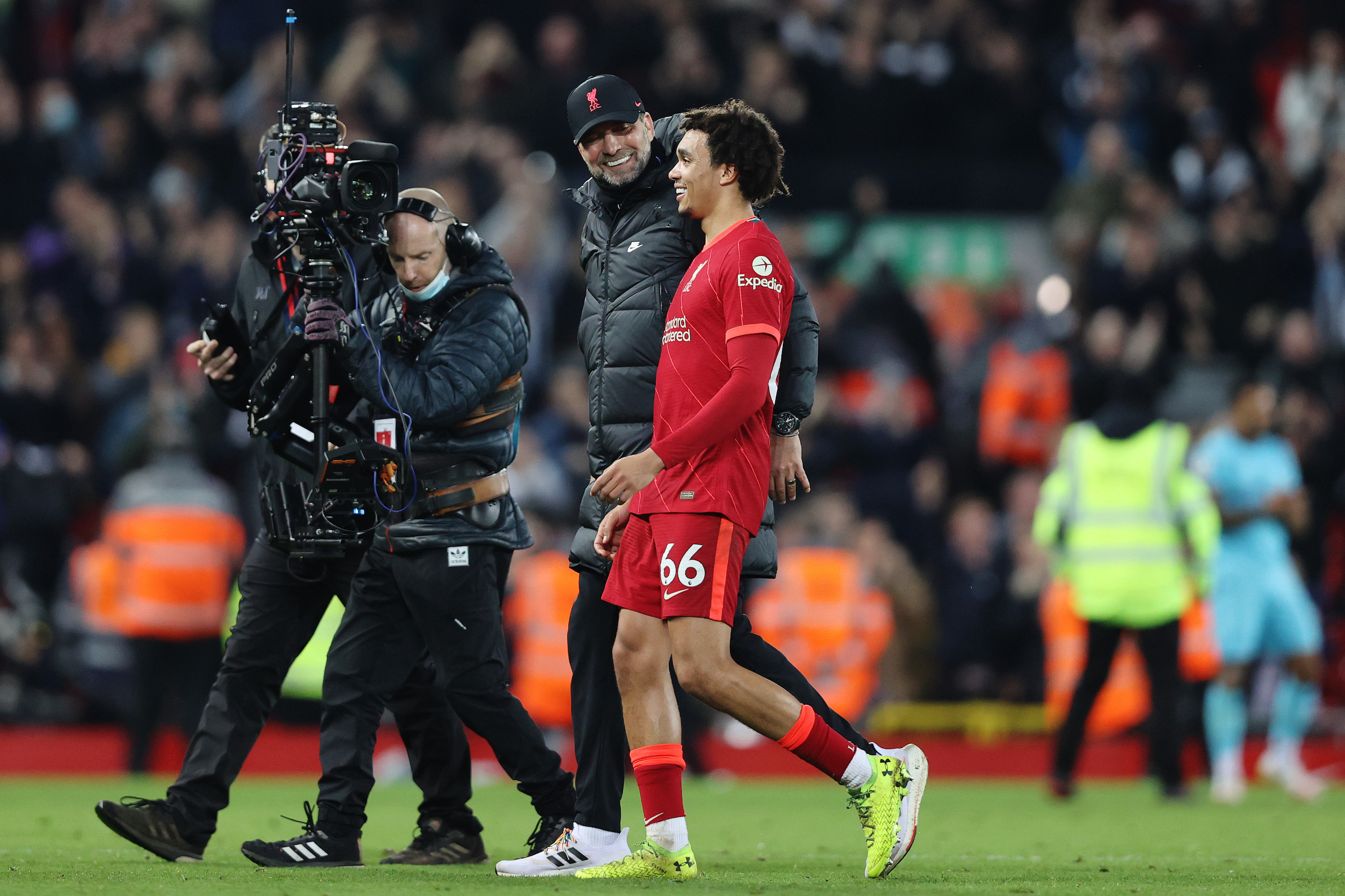 Liverpool fans will love how Fabinho’s wife reacted to Trent’s screamer against Newcastle
