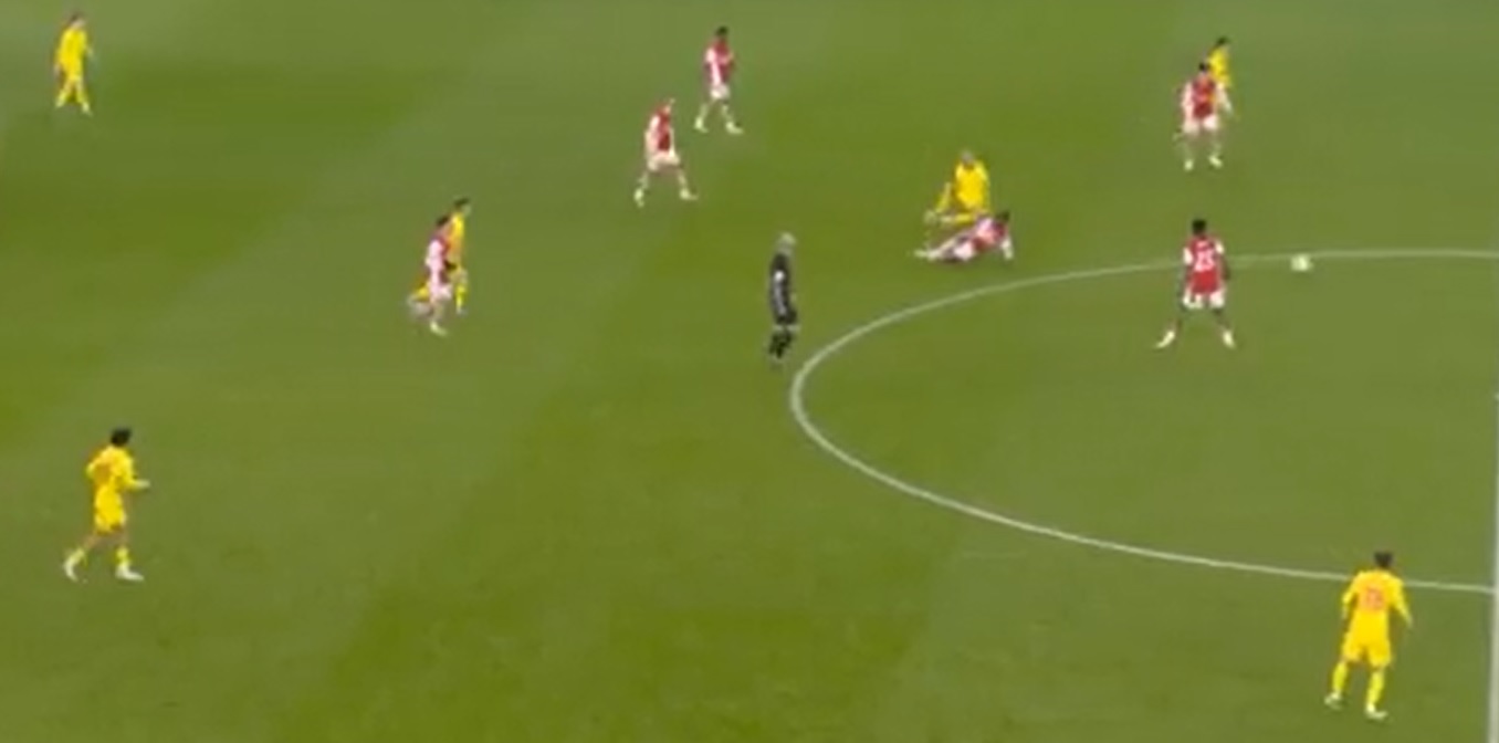 (Video) Thomas Partey sent off for bad studs-up tackle on Fabinho to add to Arsenal misery