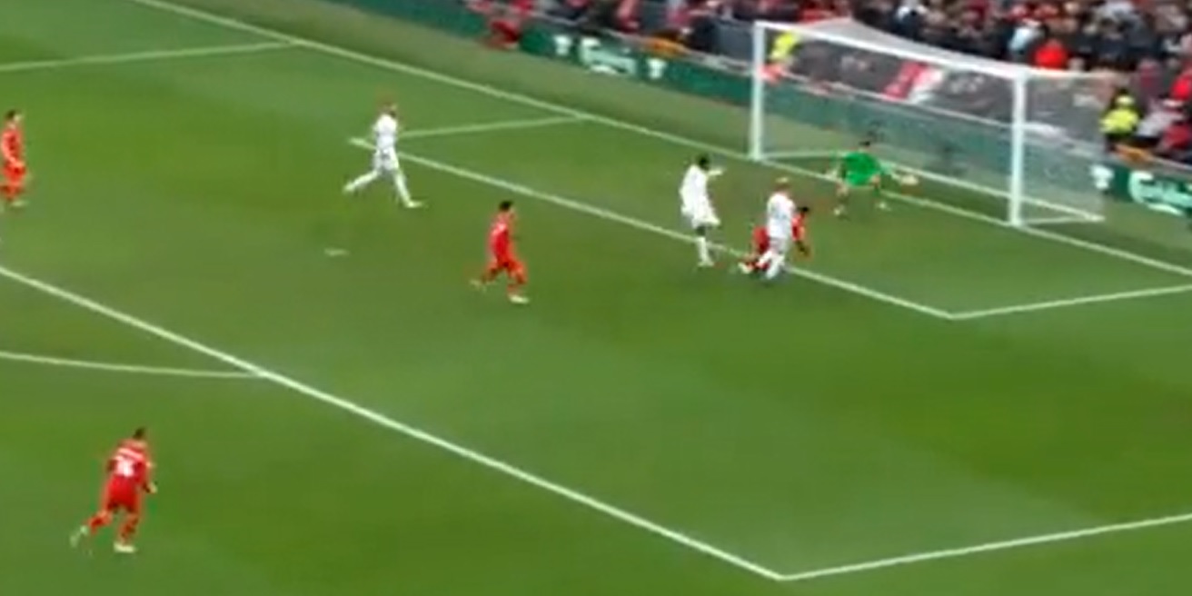 (Video) Oxlade-Chamberlain doubles Liverpool’s lead with superb diving header