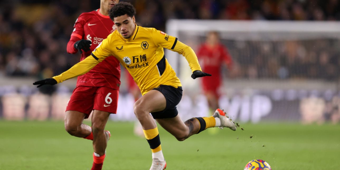 ‘Sell you the dream’ – Ki-Jana Hoever’s agent discusses the story behind his departure from Liverpool and move to Wolves