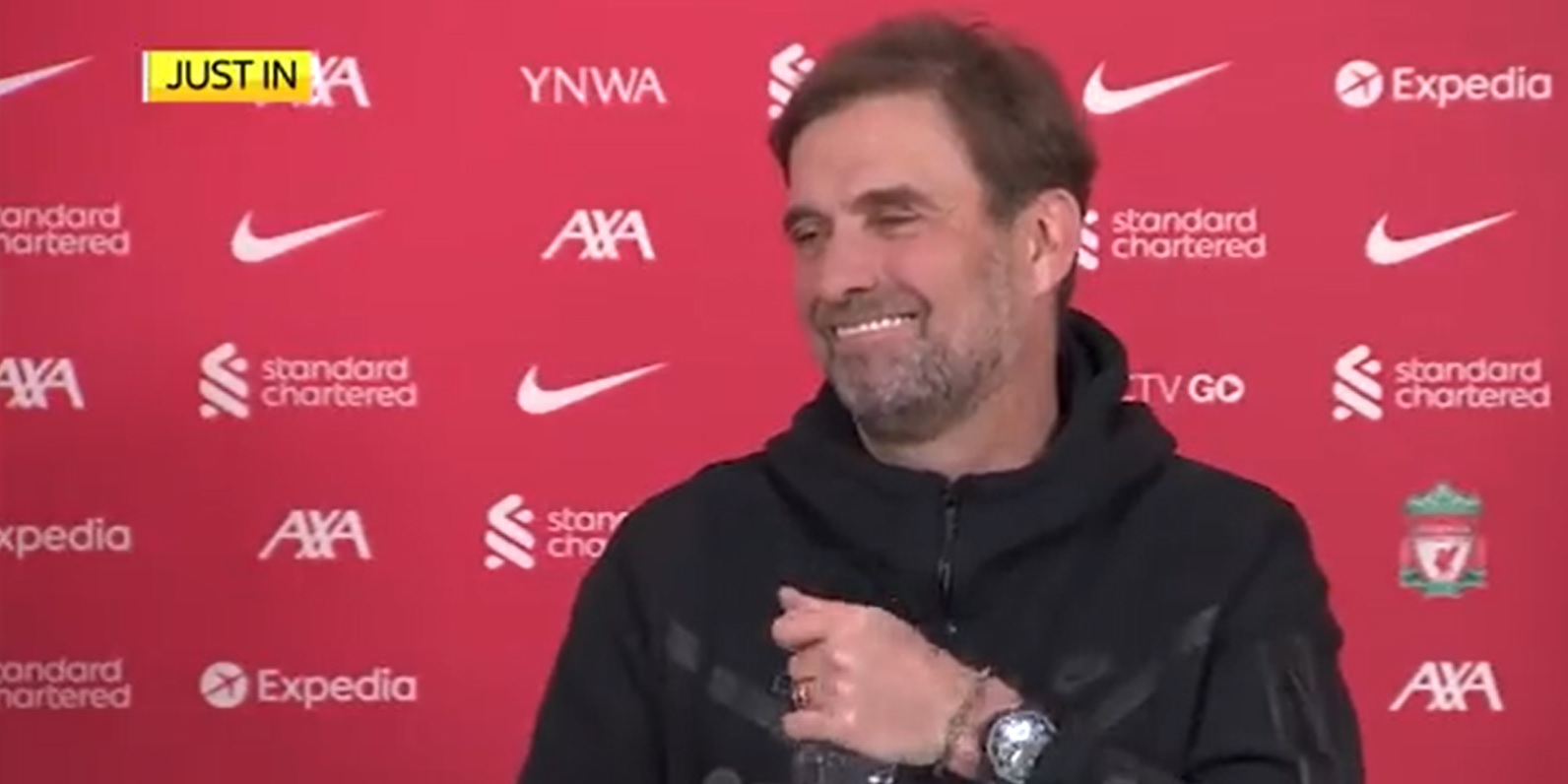 (Video) ‘That would be a lie’ – Klopp savages one reporter to hilarity of other journalists in pre-match presser