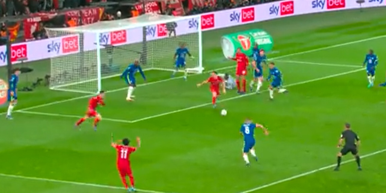 (Video) Desperate Chelsea scramble in the box sees Liverpool somehow denied an opener