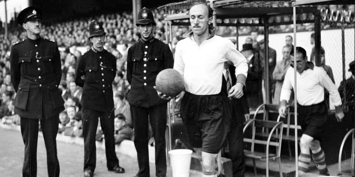 On this day 1952: Local lad Jack Balmer played his 309th and final Liverpool game