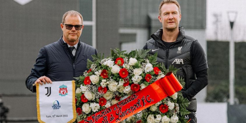 (Image) Liverpool offer classy Heysel gesture to Juventus during UEFA Youth Champions League quarter-final
