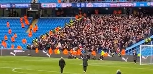 (Video) Watch what Jurgen Klopp did after 2-2 Man City draw as Liverpool fans remain in full voice at the Etihad