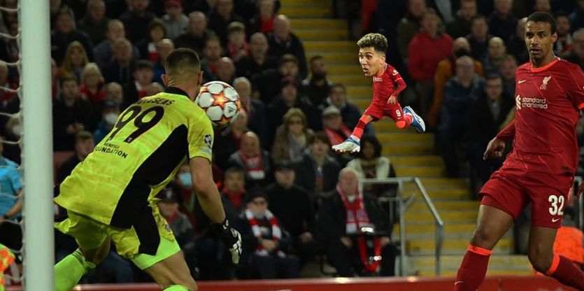 (Image) Bobby Firmino shares image of a mini Bobby after his Champions League brace at Anfield against Benfica