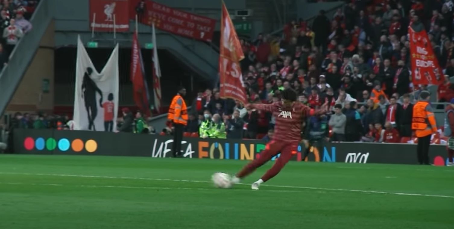(Video) Liverpool fans can’t stop watching Trent Alexander-Arnold’s pre-match Benfica pass in the Champions League