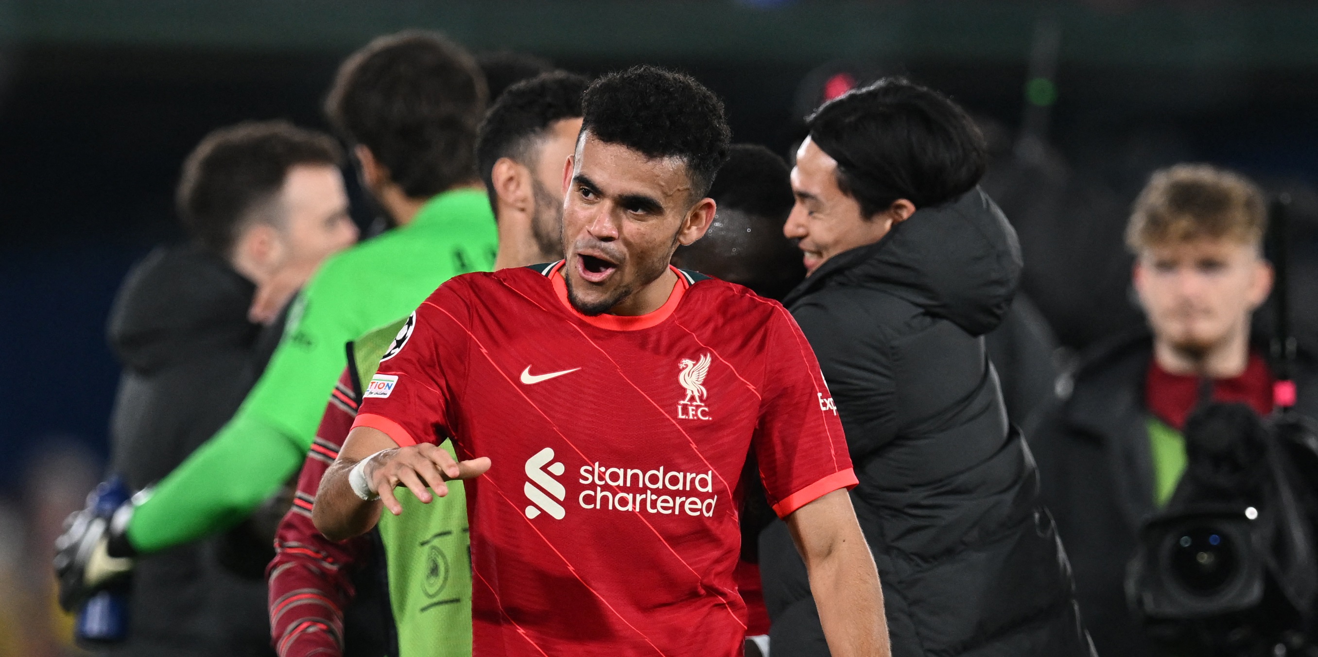 Luis Diaz ‘really close’ with 21-year-old & 19-year-old Liverpool teammates despite having ‘no idea how they talk’, admits Klopp