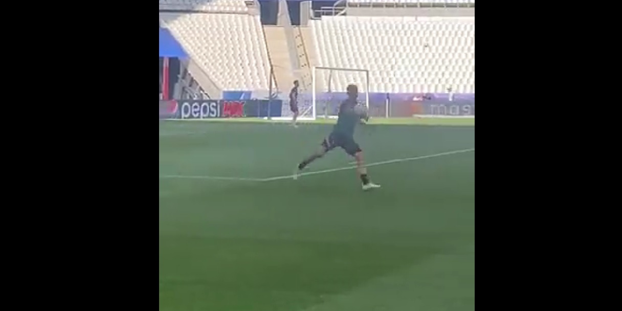 (Video) Thiago gives indication of readiness for CL final in cool Stade de France warm-up footage