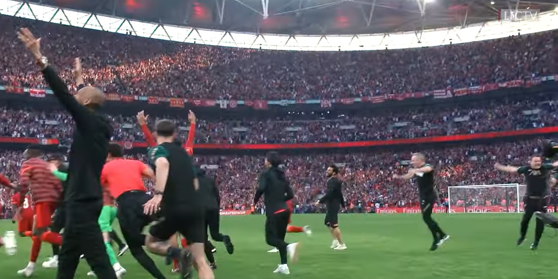 (Video) Pyros & fist-pumps – how the Liverpool bench and fans reacted to Tsimikas’ winning FA Cup penalty