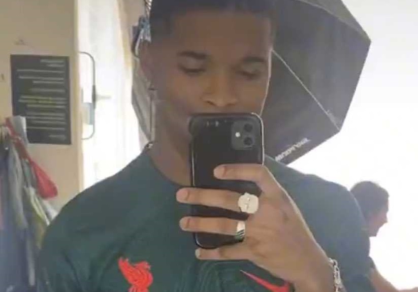 (Photo) ASOS model may have leaked Liverpool’s Nike third kit for the 2022/23 campaign