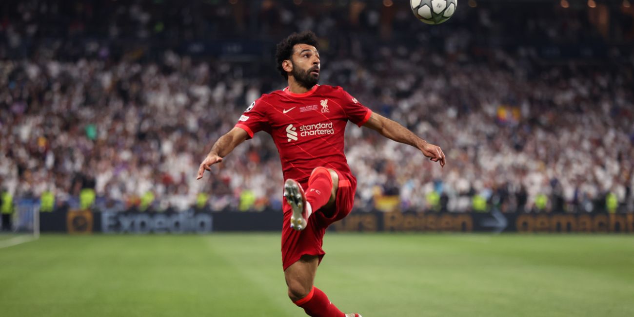 Ex-Red asks Liverpool fans to stop ‘treating Salah this way’ after reports of abuse being sent for not signing a new contract