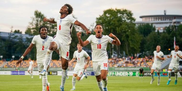 Three Liverpool players help England reach U19 European Championship semi-finals in Slovakia