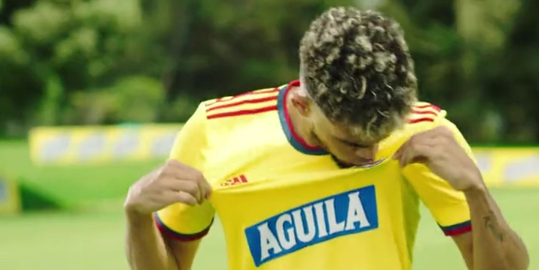 (Video) Luis Diaz stars in Colombian TV advert for Aguila beer and shows off his trademark dance moves